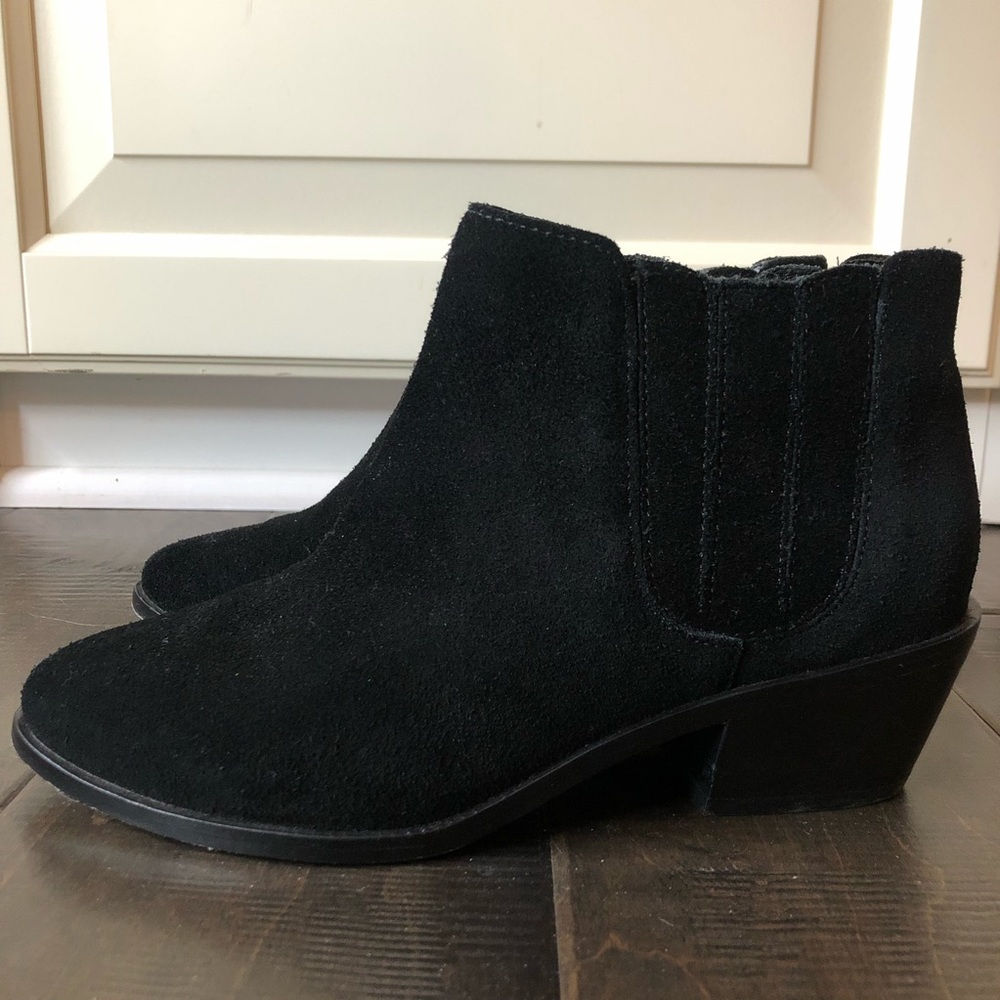 Joie Booties!